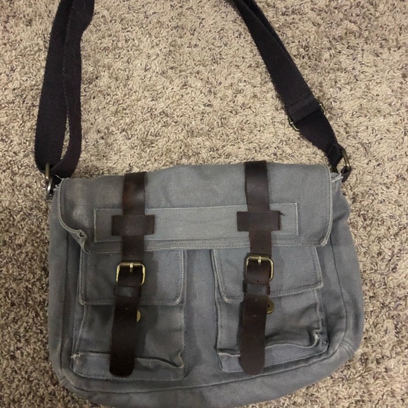 msense sling bag